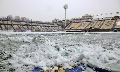 Καθαρίζεται από το χιόνι το «Βικελίδης», παραμένει στον αέρα το Άρης-Παναιτωλικός