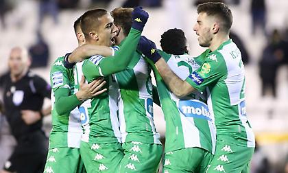 Με το μαχαίρι στα δόντια