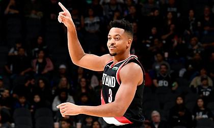 ΜακΚόλουμ: «Θα μπορούσα να ζήσω στην Αθήνα, τη Σαντορίνη ή την Κρήτη» (video)