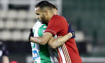 Μολό σε Ελ Αραμπί: «Είτε νικήσω, είτε χάσω, ο σεβασμός μένει»