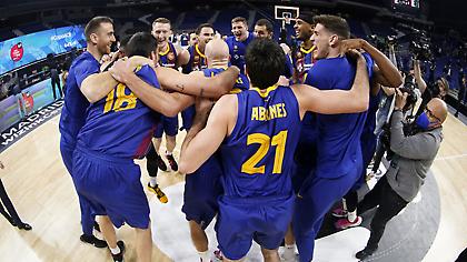 Το πάρτι στα αποδυτήρια της Μπαρτσελόνα για την κατάκτηση του Κυπέλλου