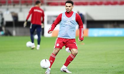 Νικολακόπουλος: «Με Λαλά κόντρα στην Αϊντχόφεν ο Ολυμπιακός»