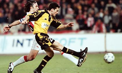 Όταν ο Λάκης έγινε… Μαραντόνα με τον Ολυμπιακό! (video)