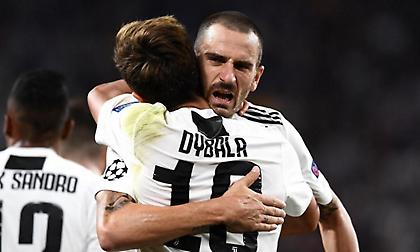 Νοκ-άουτ Μπονούτσι και Ντιμπάλα για Πόρτο