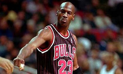 NBA: Όταν ο Τζόρνταν εκτέλεσε τους Μπακς με 50άρα και buzzer beater! (video)