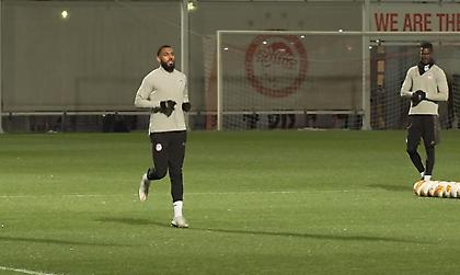 Live: Πλάνα από την τελευταία προπόνηση του Ολυμπιακού