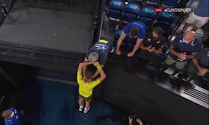 Μια αγκαλιά, που την ονειρεύονται πολλοί!