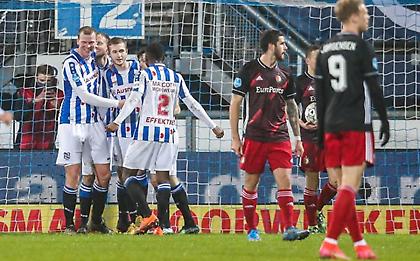 Τρομερή πρόκριση με απίθανη ανατροπή στο τελευταίο δεκάλεπτο για την Χέρενφεϊν!