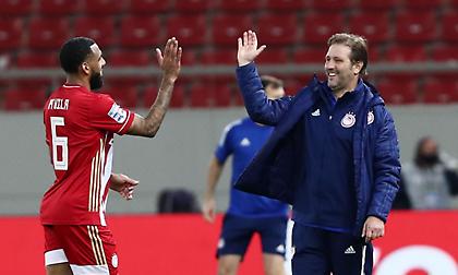 Σταματέλος: «Δεν είναι οι πιθανότητες με το μέρος του Εμβιλά. Δεν θα ρισκάρει ο Μαρτίνς»