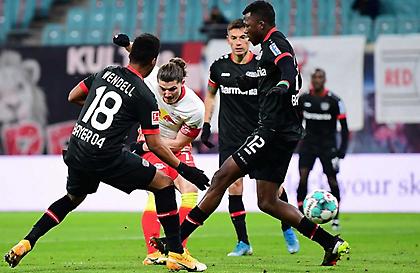 Γιουνγκ Μπόις-Λεβερκούζεν