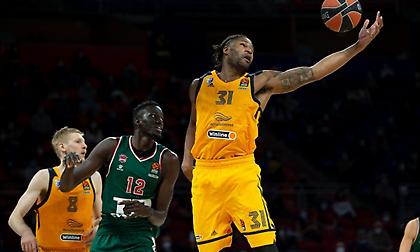 Χίμκι: Χωρίς τέσσερις κόντρα στην Μπασκόνια