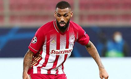 Η ενδεκάδα του Ολυμπιακού - Μέσα ο Εμβιλά!