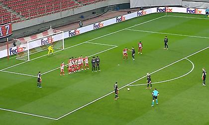 Ολυμπιακός-Αϊντχόφεν: Δοκάρι με τον Ζάχαβι οι φιλοξενούμενοι (video)