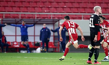 Ολυμπιακός-Αϊντχόφεν: Προβάδισμα δύο γκολ (4-2) με τον Μασούρα! (video)