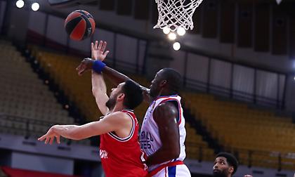 Ντάνστον: «Είχαμε το νου μας περισσότερο στην άμυνα»