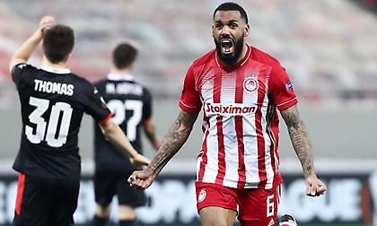 Εμβιλά: «Τίποτα δεν έχει τελειώσει, ανθίζω στον Ολυμπιακό»