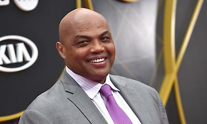 Μπάρκλεϊ: «Άθλιοι οι Μπακς, περιμένουν τα πάντα από τον Γιάννη»