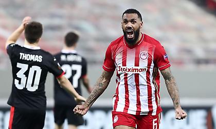 Ολυμπιακός: Γκολ της βραδιάς του Εμβιλά στο Europa League