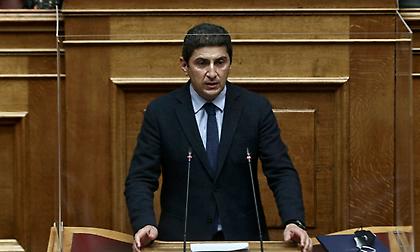 Αυγενάκης: «Μιλάμε με τη βάση του αθλητισμού, όχι με ισόβιους παράγοντες»