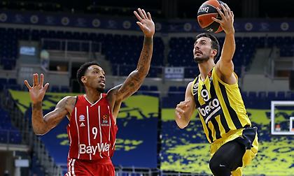 Έκλεισε οριστικά ο Τόμας στην Ουνικάχα Μάλαγα