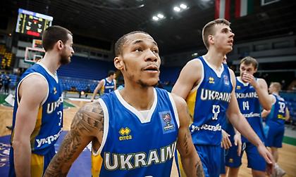 Νίκη-πρόκριση για Ουκρανία