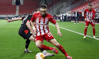 Προς παραμονή και ο Βαλμπουενά