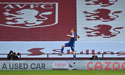 Μόνη στη 2η θέση και… περιμένει η Λέστερ