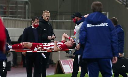 Πρόβλημα με Βρουσάι στον Ολυμπιακό: Αποχώρησε με φορείο