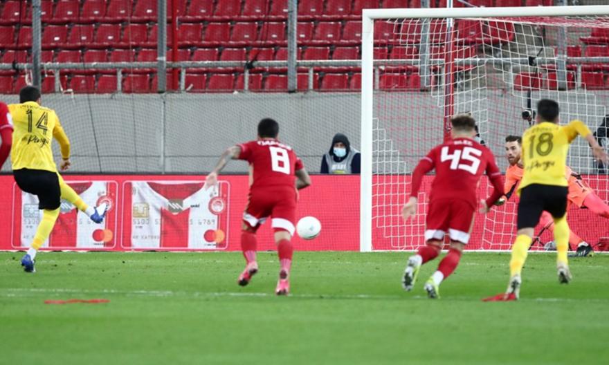 Το πέναλτι του Άρη που αξιοποίησε ο Μήτρογλου για το 1-1 (video)