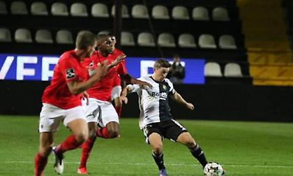 Έμεινε με την πίεση και στο -4 η Μπενφίκα