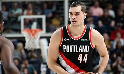 Τρελαμένοι οι οπαδοί του Παναθηναϊκού αποθεώνουν τον Χεζόνια στα social - «Ανοίξτε τα γήπεδα»