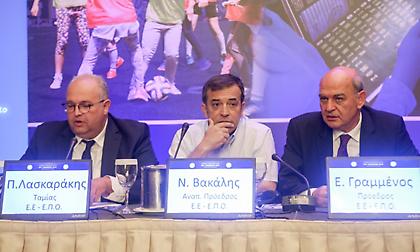 Πυρά Βακάλη για την «ανυπαρξία της ΕΠΟ» απέναντι στις «πρωτοφανείς και ωμές παρεμβάσεις»!