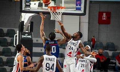 Διέλυσε τη Γαλλία η Μεγάλη Βρετανία