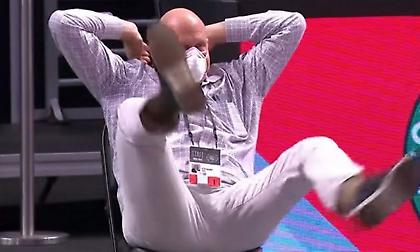 Ο ιδιοκτήτης των Κλίπερς είδε το ματς με Νετς και τρελάθηκε! (video)