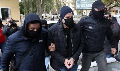Στην ανακρίτρια ο Λιγνάδης συνοδεία ισχυρών αστυνομικών δυνάμεων
