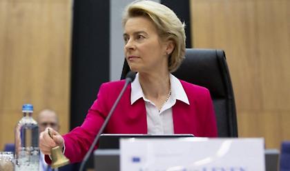 Φον ντερ Λάιεν: Αισιόδοξη για εμβολιασμό του 70% των Ευρωπαίων μέχρι τέλος καλοκαιριού