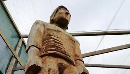 Την άνοιξη στη Λεωφόρο το άγαλμα του Γιώργου Καλαφάτη