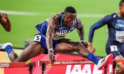 «Αέρας» ο Χόλογουεϊ, κατέρριψε το παγκόσμιο ρεκόρ του Τζάκσον