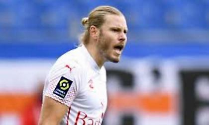 «Ανάσα» για Νιμ