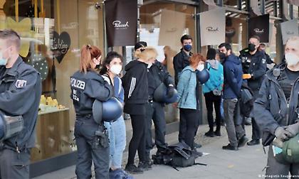 Γερμανία: Κατάληψη του ελληνικού προξενείου στο Βερολίνο για Κουφοντίνα