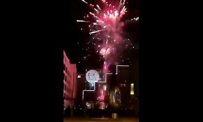 Ολυμπιακός: Οπαδοί της PSV ξύπνησαν τους παίκτες τα ξημερώματα με βεγγαλικά έξω από το ξενοδοχείο