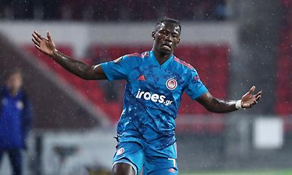 Αϊντχόφεν-Ολυμπιακός: Το δοκάρι του Καμαρά και η ευκαιρία του Λαλά «στο καπάκι» (video)