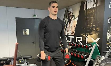 Παναθηναϊκός: Από το αεροδρόμιο στο… γυμναστήριο ο Χεζόνια (videos)