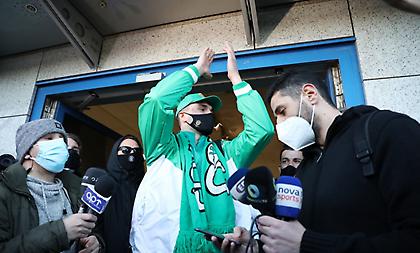 Κοντός: «Ο Χεζόνια κοίταζε το πέταλο κι έλεγε ‘εκεί θα ανέβω’»