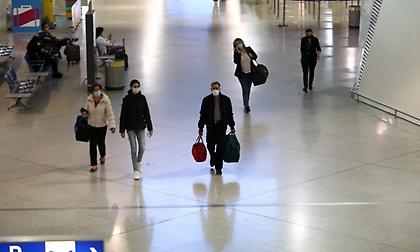 «Βουτιά» 76,5% στις τουριστικές αφίξεις και τα έσοδα το 2020