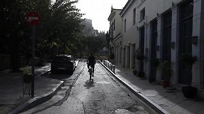 Παράταση του lockdown στην Αττική: Ποιες περιοχές βρίσκονται στο κόκκινο-Ποια μέτρα ισχύουν