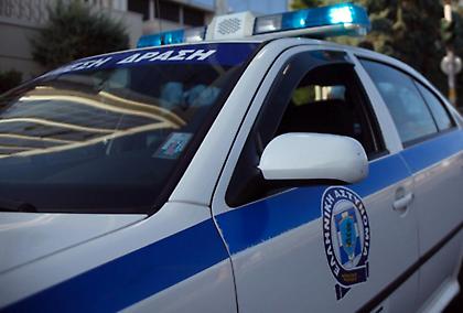 Απίστευτο περιστατικό στον Πειραιά: Δύο κοπέλες έδειραν 14χρονη επειδή φορούσε μπλούζα της ΑΕΚ!