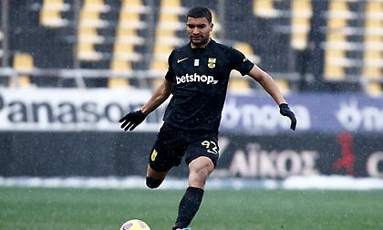 Ροζ: «Κάθε ματς από εδώ και πέρα το βλέπουμε σαν τελικό»