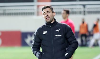 Σίμος: «Δοκιμαζόμαστε απίστευτα, δεν ξέρω πως φάγαμε τα γκολ» (video)