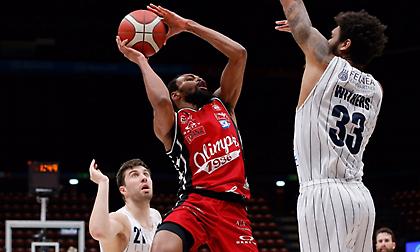 Έκανε… πλάκα στη Φορτιτούντο η Αρμάνι